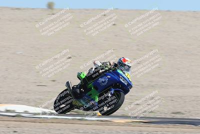 media/Oct-05-2025-CVMA (Sun) [[beeef4f201]]/Race 11-500-400(4)-350 Supersport/